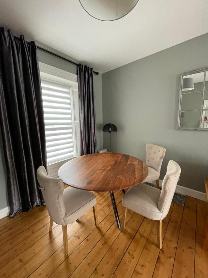 6 New Street Selfcatering Bnb Studio 1 Bantry Eksteriør billede